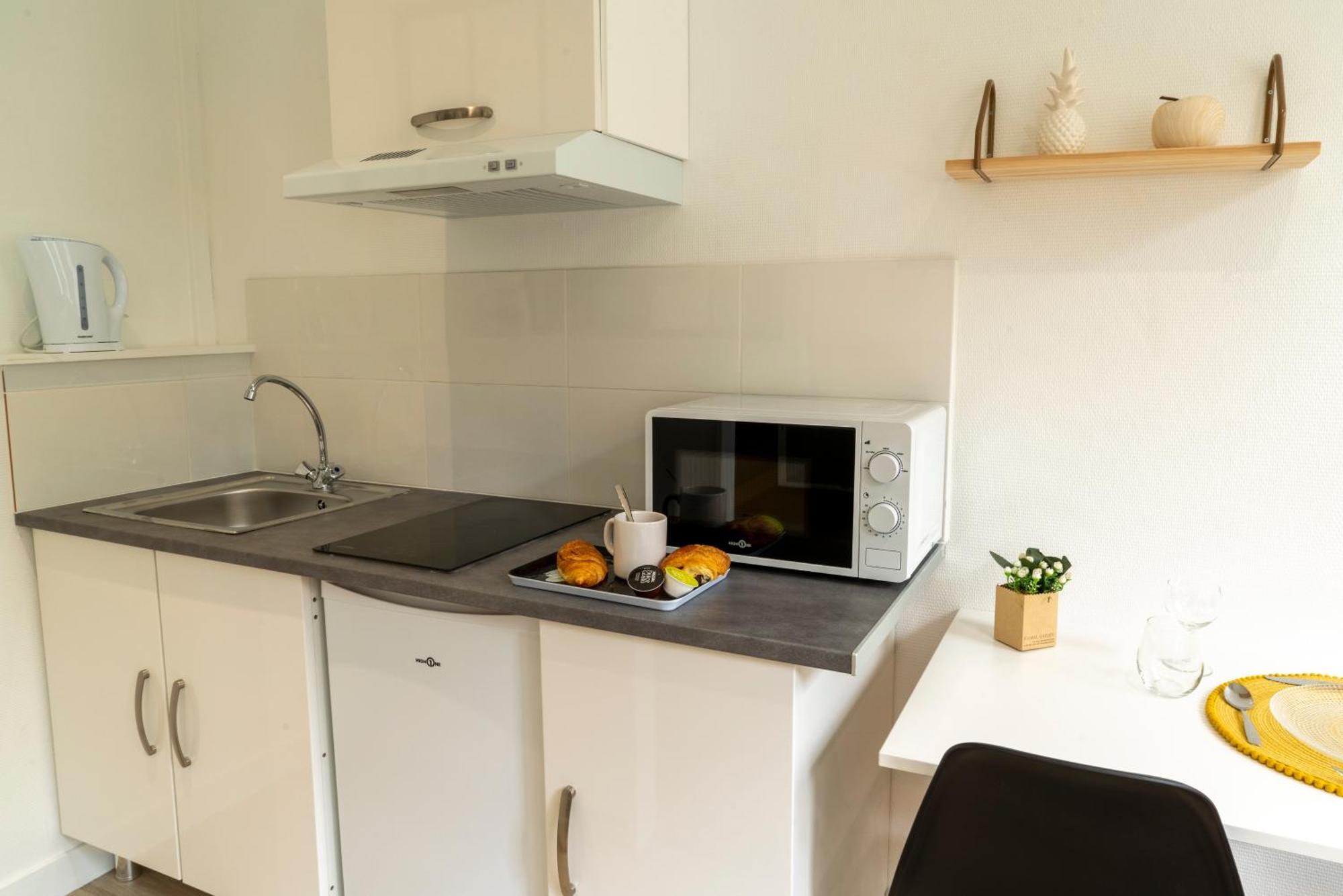 Stockholm- Studio Serenite Avec Jardin Charleville-Mezieres Bagian luar foto