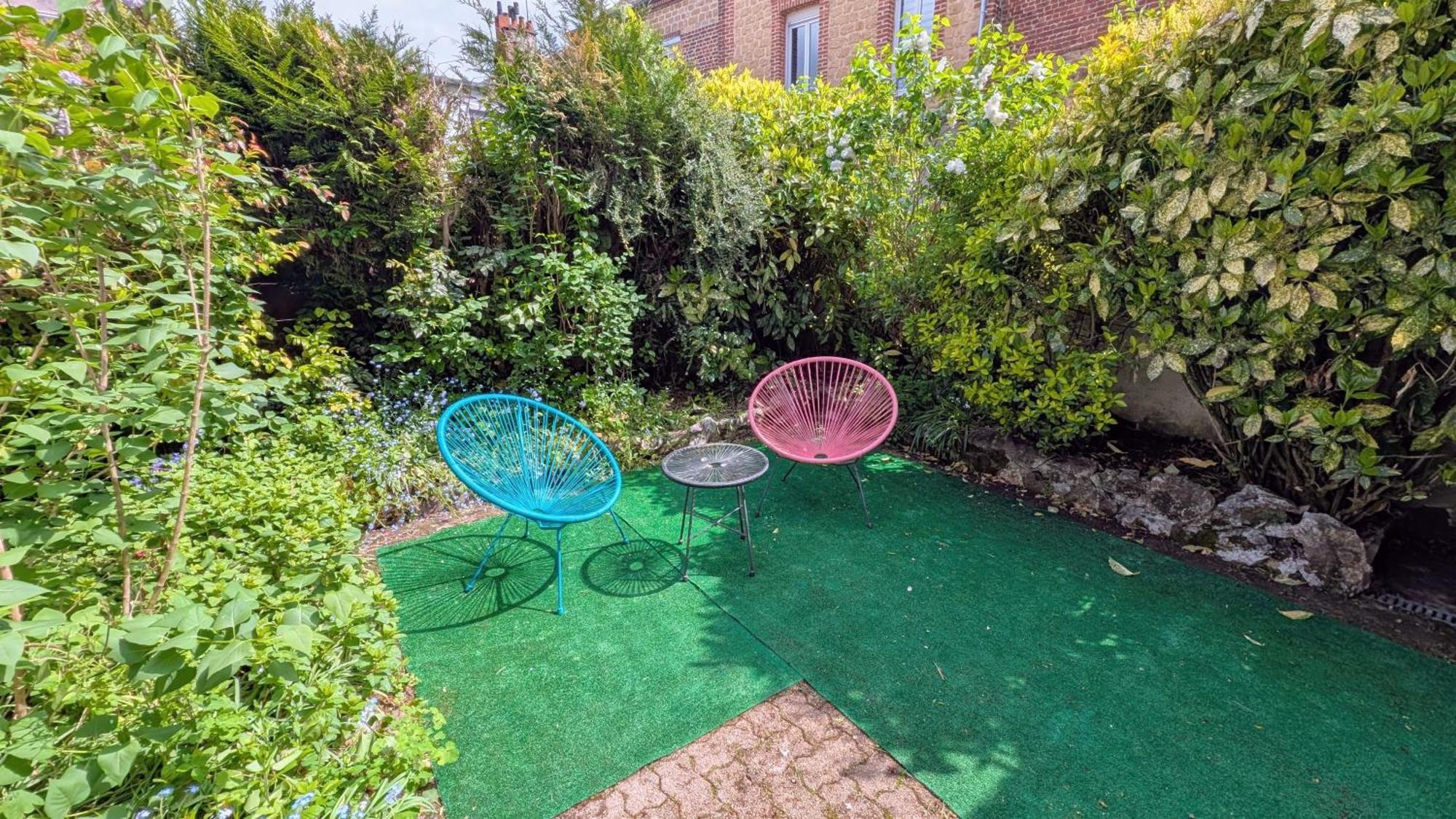 Stockholm- Studio Serenite Avec Jardin Charleville-Mezieres Bagian luar foto