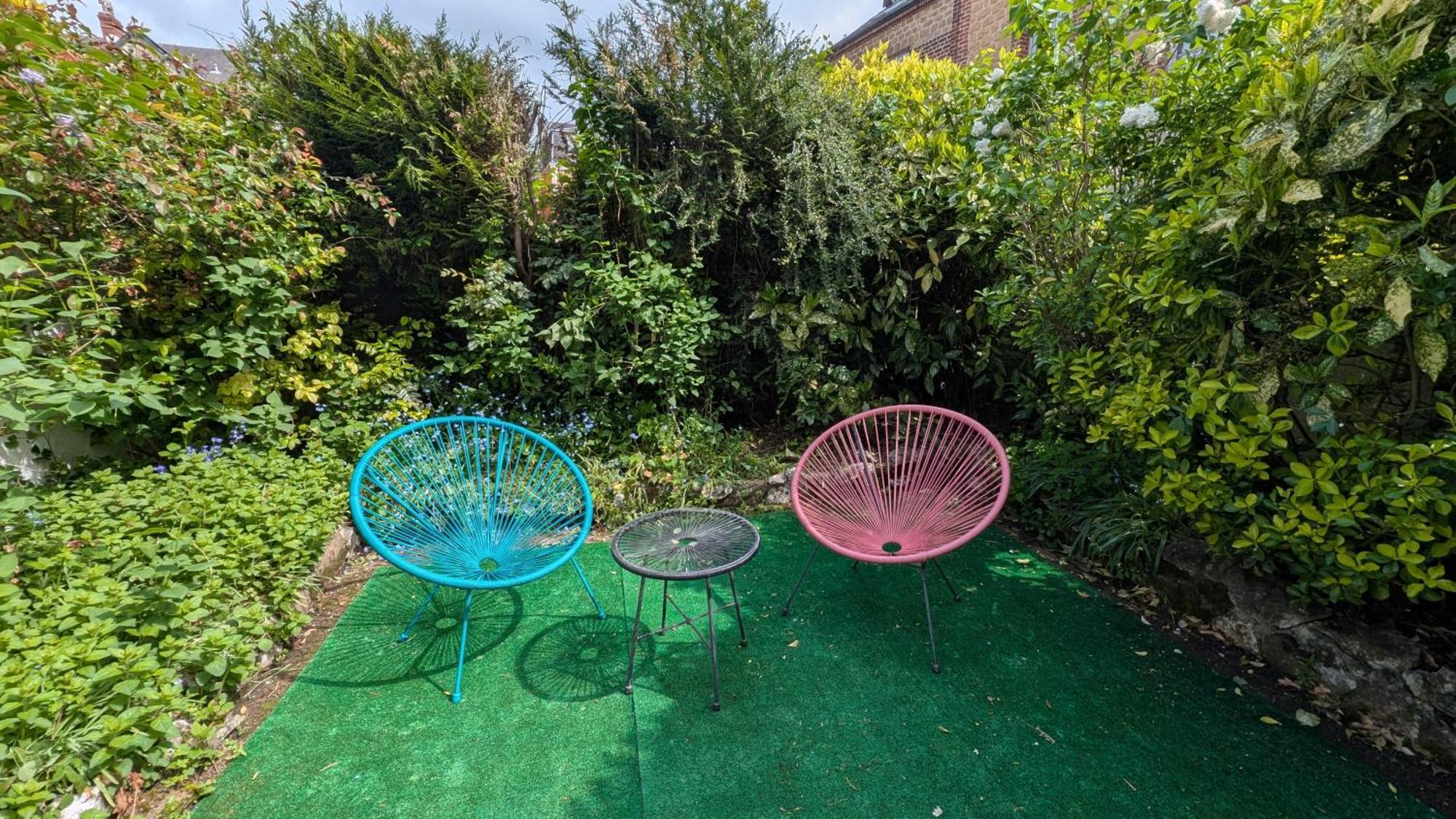 Stockholm- Studio Serenite Avec Jardin Charleville-Mezieres Bagian luar foto